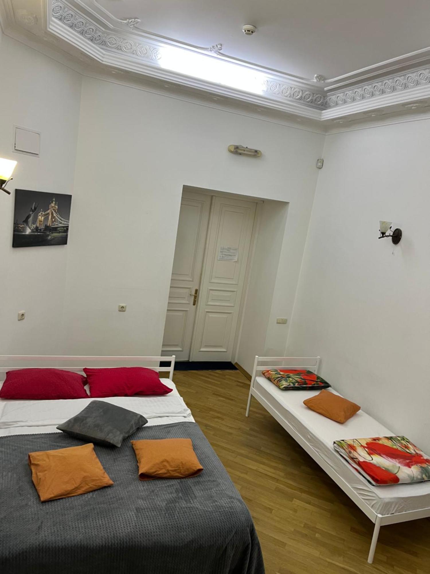 Центрум Апартаментс Lviv Eksteriør billede